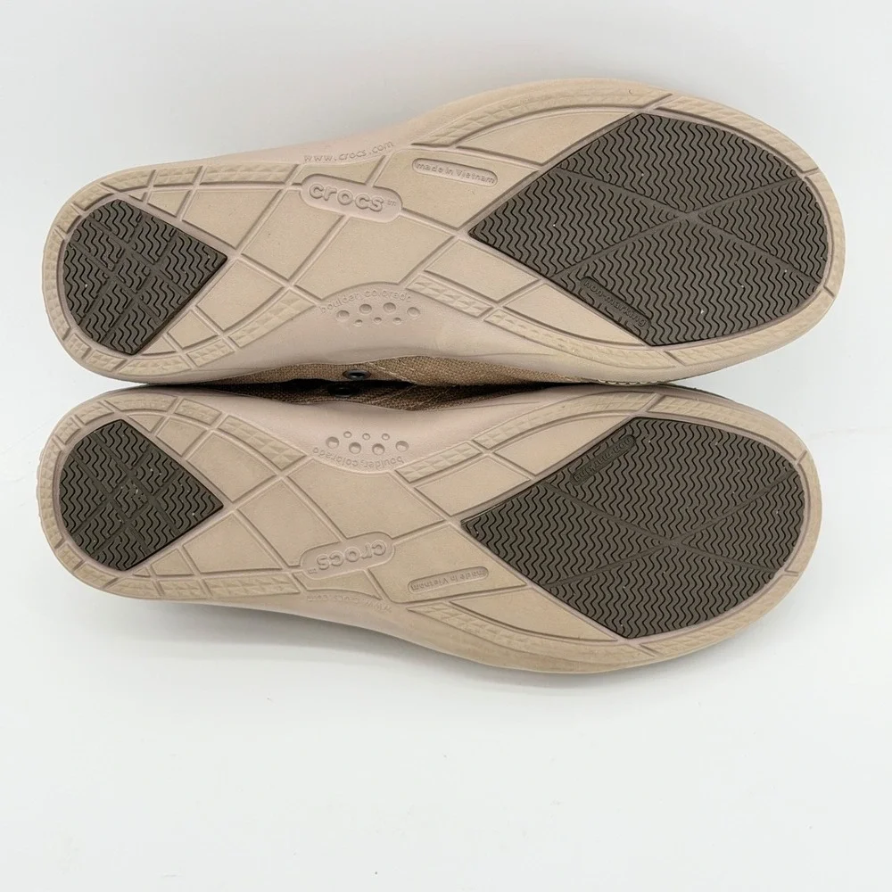 CROCS shipped summer